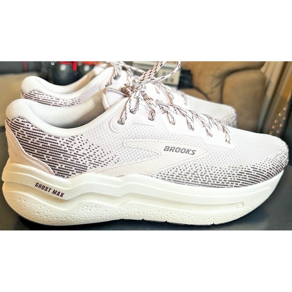 Brooks Women's Ghost Max 2 Neutral Running Shoes Orchid Ice/Plum/Coconut - 7B